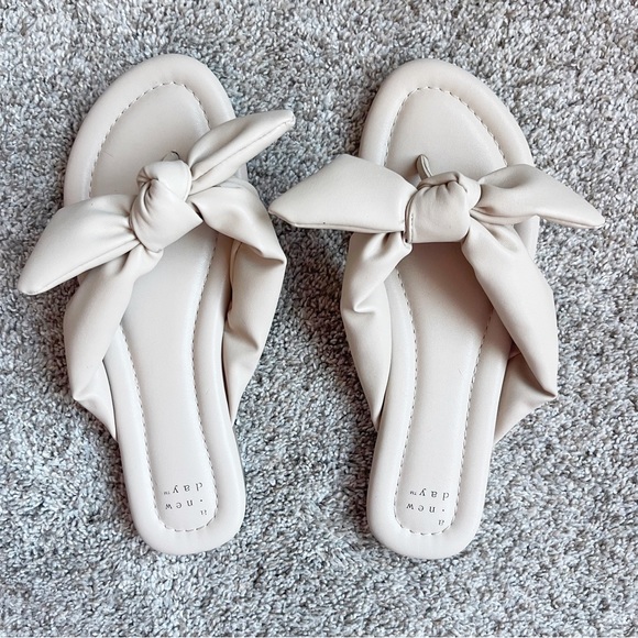 a new day Shoes - A New Day Cream bow sandals 9.5